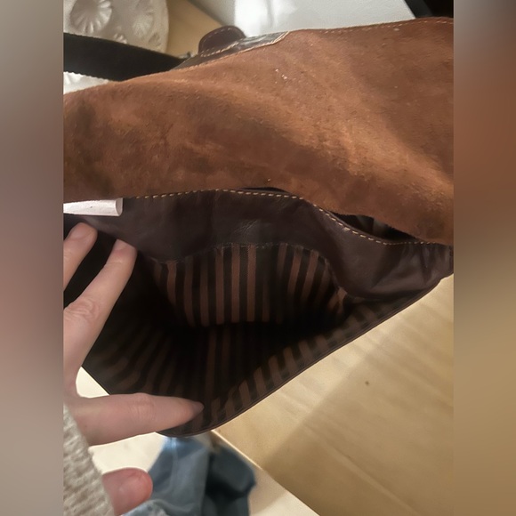 Jack George’s Voyager Olivia Crossbody Bag Brown Hand Stained Buffalo Leather - Picture 5 of 16